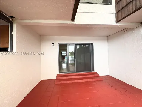1606 NW 90th Way Pembroke Pines FL 33024