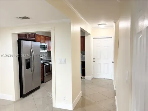1606 NW 90th Way Pembroke Pines FL 33024