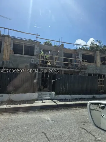 933 SW 4th Avenue Miami FL 33130