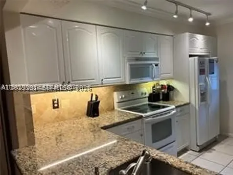 4000 Crystal Lake Drive Deerfield Beach FL 33064