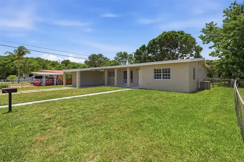 875 NW 168th Drive Miami Gardens FL 33169