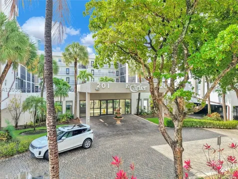 201 178th Drive Sunny Isles Beach FL 33160