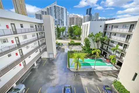 201 178th Drive Sunny Isles Beach FL 33160