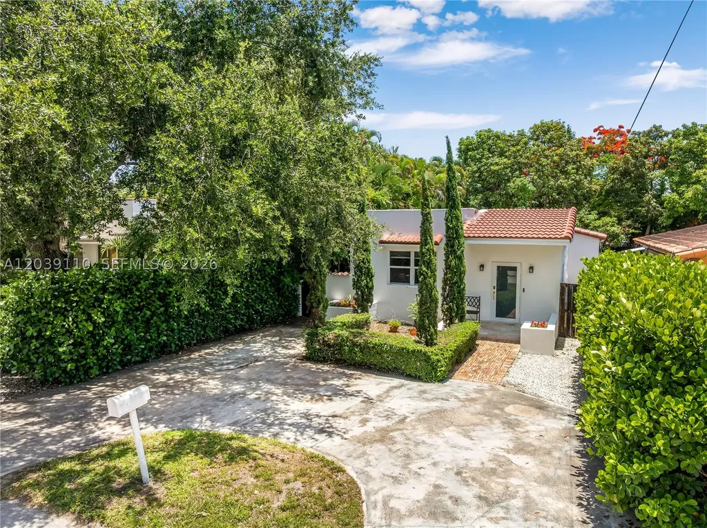 2209 SW 57th Court Miami FL 33155