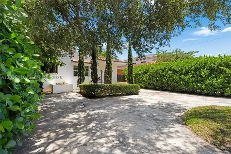 2209 SW 57th Court Miami FL 33155