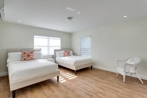 6260 SW 58th Place South Miami FL 33143