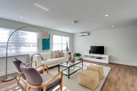 6260 SW 58th Place South Miami FL 33143