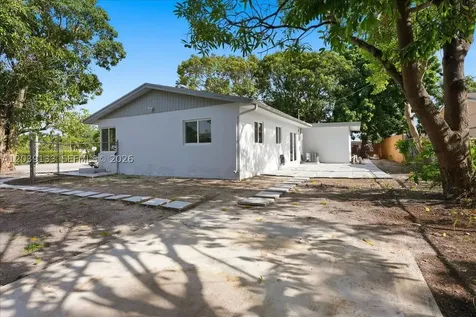 4410 NE 3rd Avenue Deerfield Beach FL 33064