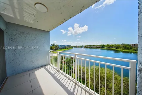 9351 Fontainebleau Boulevard Miami FL 33172