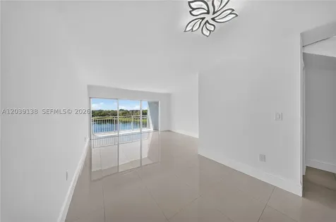 9351 Fontainebleau Boulevard Miami FL 33172