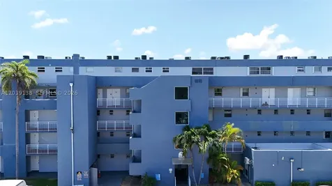 9351 Fontainebleau Boulevard Miami FL 33172