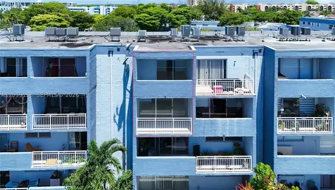 9351 Fontainebleau Boulevard Miami FL 33172