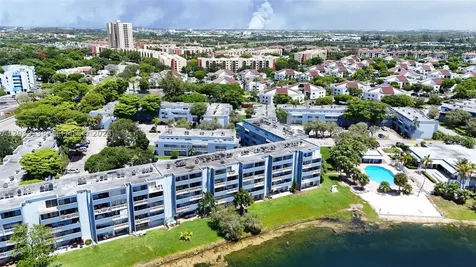 9351 Fontainebleau Boulevard Miami FL 33172