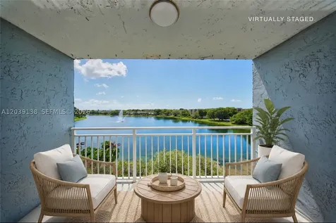 9351 Fontainebleau Boulevard Miami FL 33172