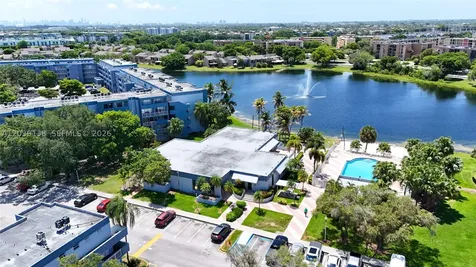 9351 Fontainebleau Boulevard Miami FL 33172