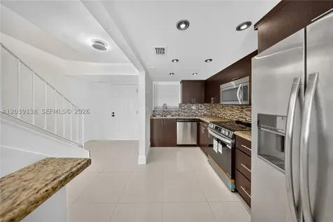 9351 Fontainebleau Boulevard Miami FL 33172