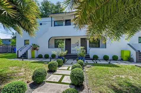 8270 NE 1st Place Miami FL 33138