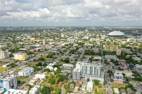 761 NW 1st Street Miami FL 33128