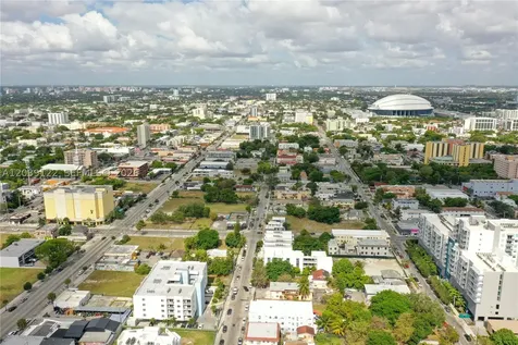 761 NW 1st Street Miami FL 33128