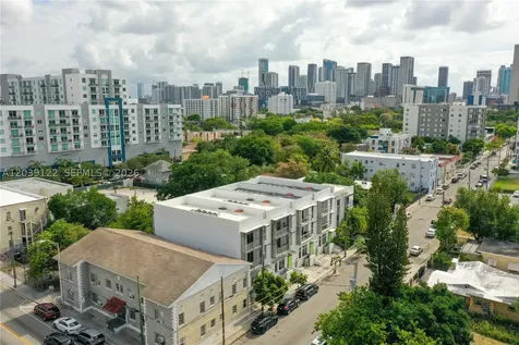 761 NW 1st Street Miami FL 33128