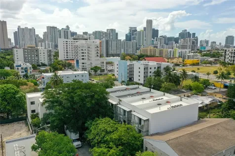 761 NW 1st Street Miami FL 33128