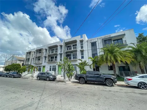 761 NW 1st Street Miami FL 33128