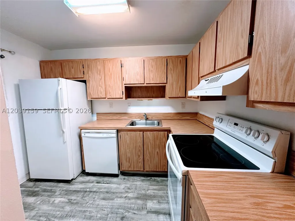 107 Gardens Drive Pompano Beach FL 33069