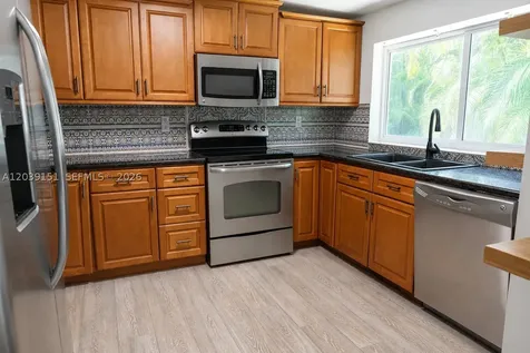 6150 SW 16th Terrace West Miami FL 33155