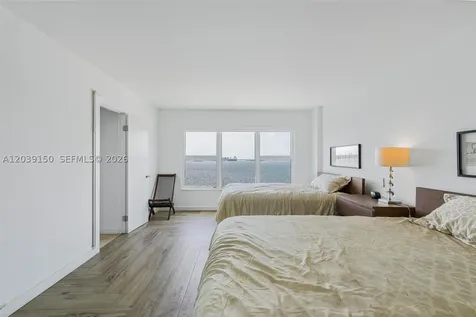 11111 Biscayne Boulevard Miami FL 33181