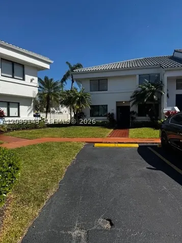 21300 San Simeon Way Miami FL 33179