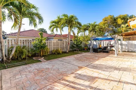 1760 NE 36th Avenue Homestead FL 33033