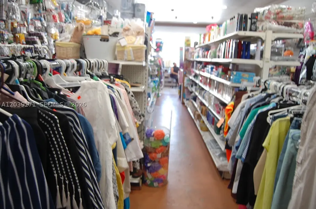 1900 E 4th Avenue Hialeah FL 33010