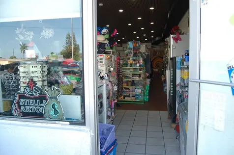 1900 E 4th Avenue Hialeah FL 33010