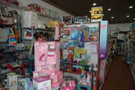 1900 E 4th Avenue Hialeah FL 33010