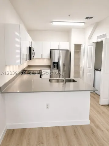 15560 SW 136th Street Miami FL 33196