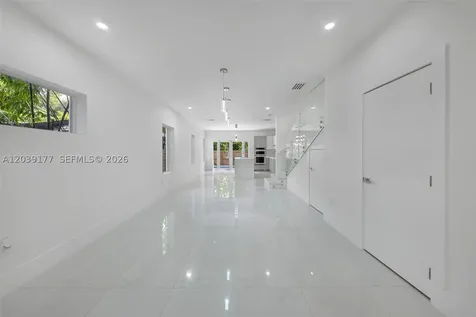 3142 Carter Street Miami FL 33133