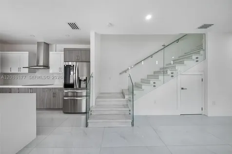 3142 Carter Street Miami FL 33133