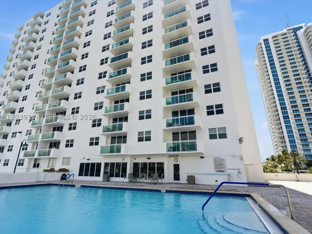 3000 S Ocean Drive Hollywood FL 33019