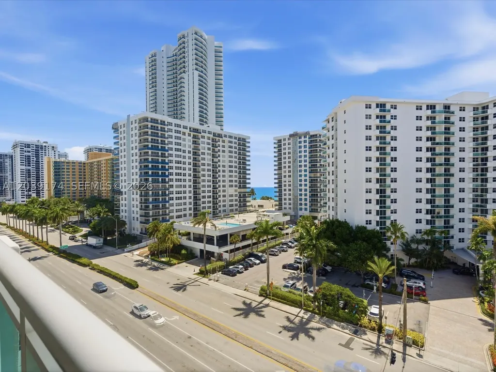 3000 S Ocean Drive Hollywood FL 33019
