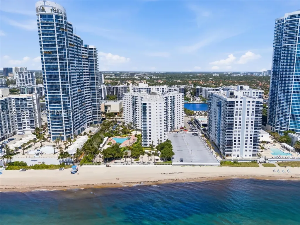 3000 S Ocean Drive Hollywood FL 33019