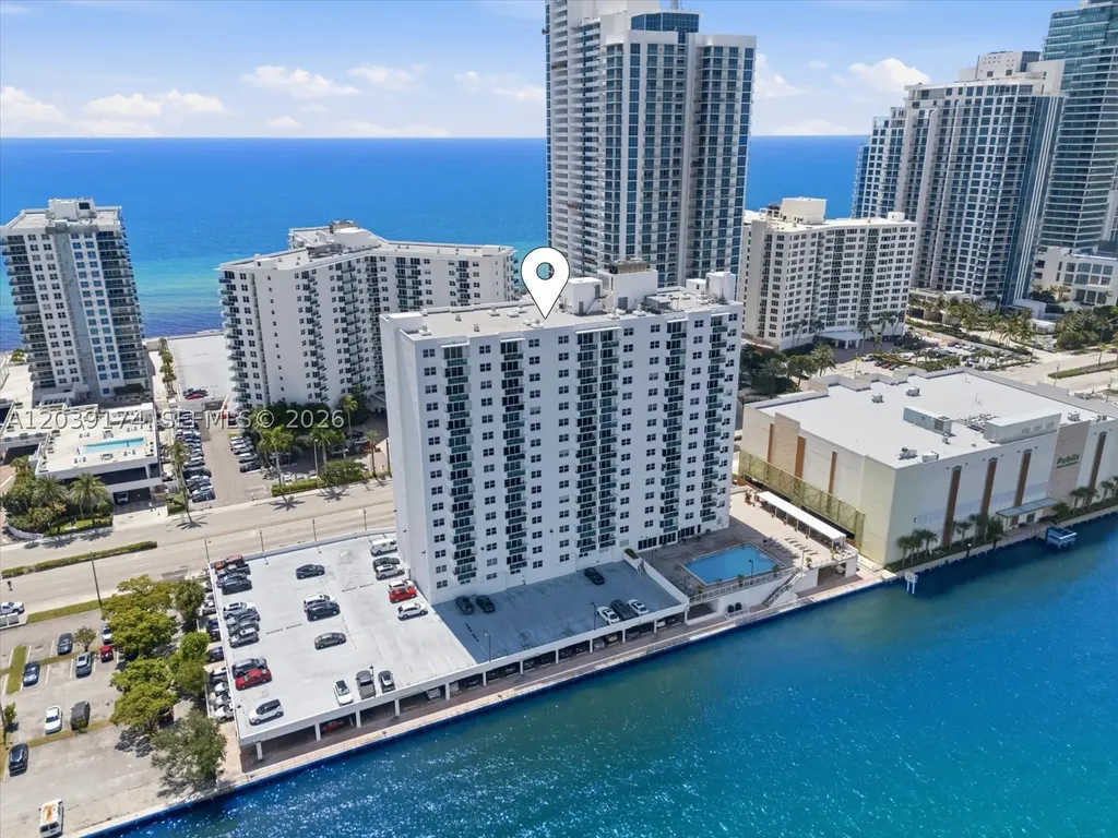 3000 S Ocean Drive Hollywood FL 33019