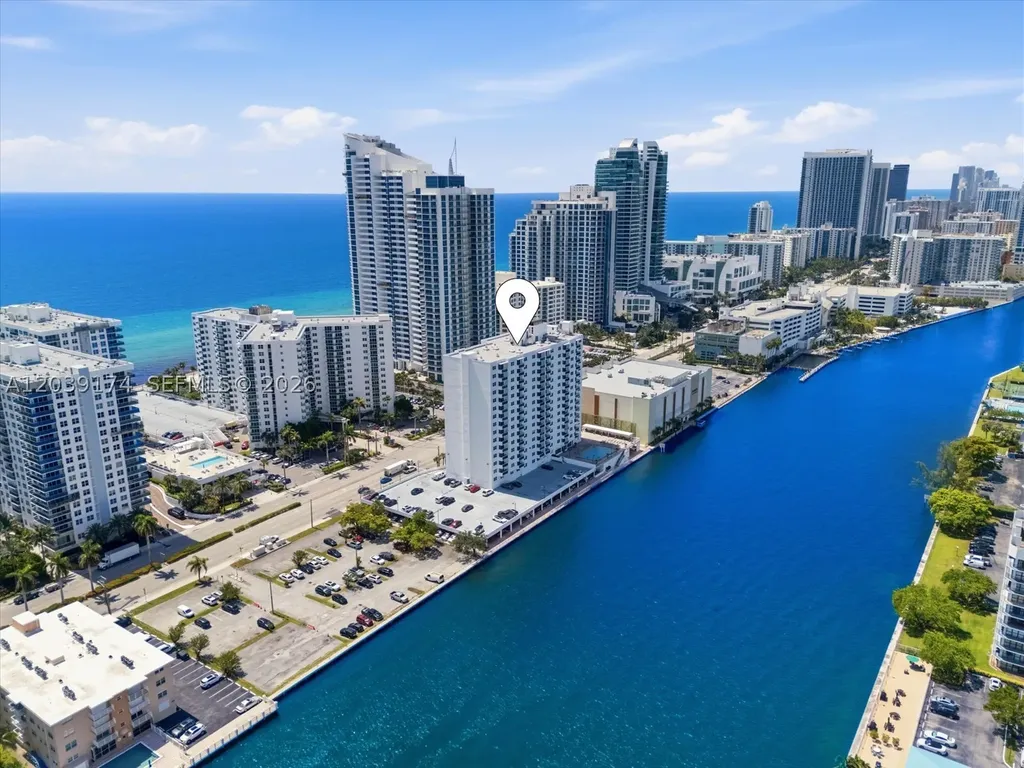 3000 S Ocean Drive Hollywood FL 33019