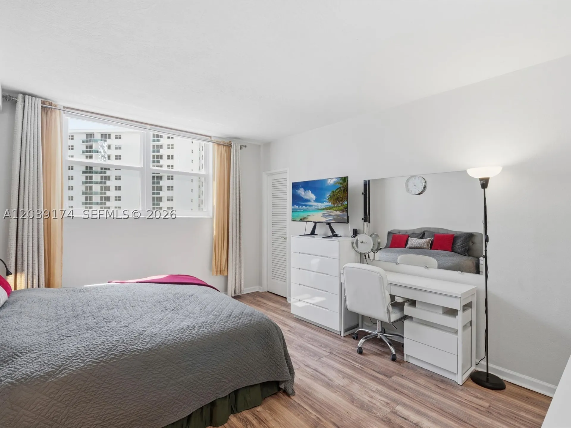 3000 S Ocean Drive Hollywood FL 33019