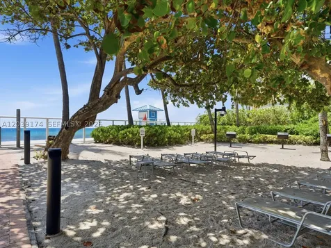 3000 S Ocean Drive Hollywood FL 33019