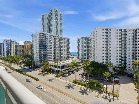 3000 S Ocean Drive Hollywood FL 33019