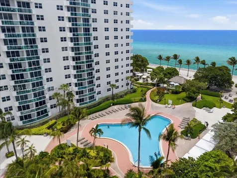 3000 S Ocean Drive Hollywood FL 33019