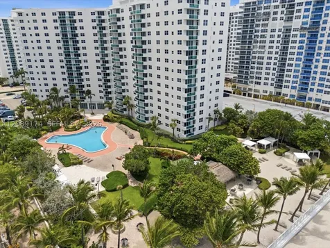 3000 S Ocean Drive Hollywood FL 33019