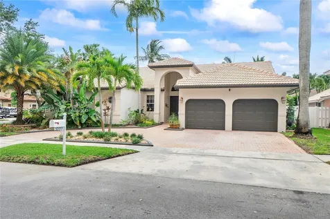 1522 NW 182nd Way Pembroke Pines FL 33029