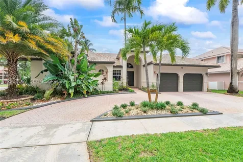 1522 NW 182nd Way Pembroke Pines FL 33029