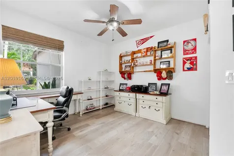 1522 NW 182nd Way Pembroke Pines FL 33029
